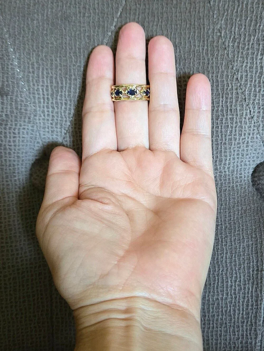 Zeyzey Gold💛 Double✌️ Band with Blue💙 Crystals💎 Ring💍 - NWT